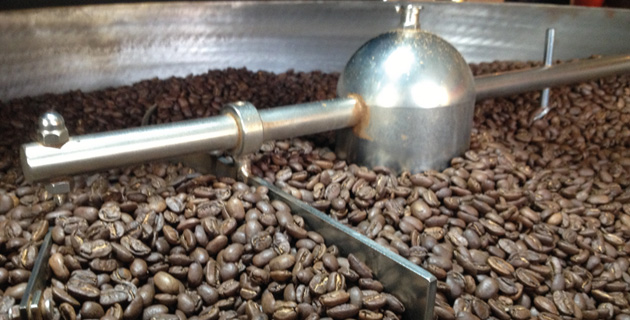 Geröstete Bohnen – Kaffee zum fairlieben