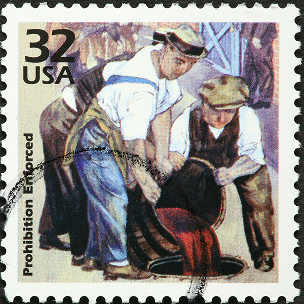 Auch Briefmarken der frühen 1930er Jahre thematisierten die Prohibition